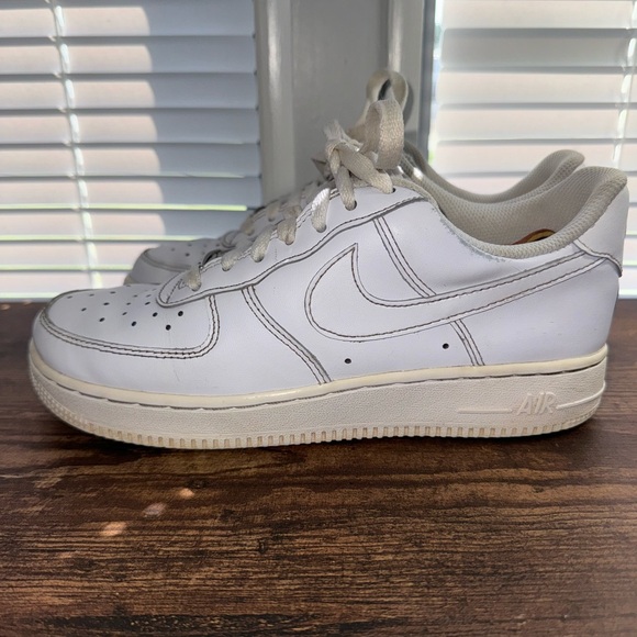 Nike Air Force 1 Low White 2018 DD8959-100 Women’s Size 7 - Picture 2 of 9